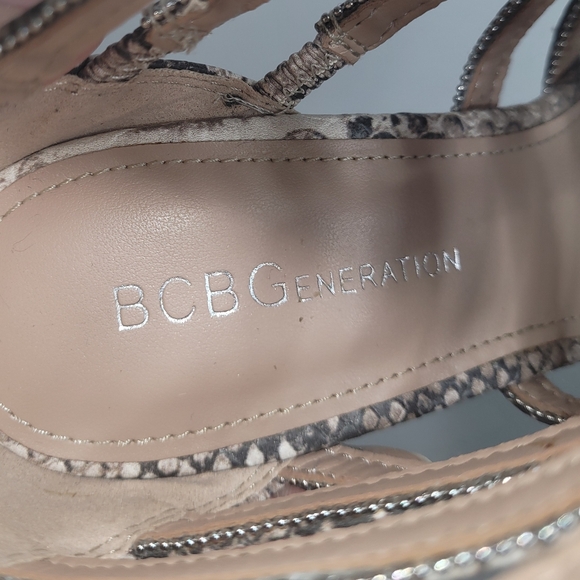 BCBGeneration Gladiator Snake Skin Strappy Sexy Heels Sandals. Size 5 - Picture 8 of 14